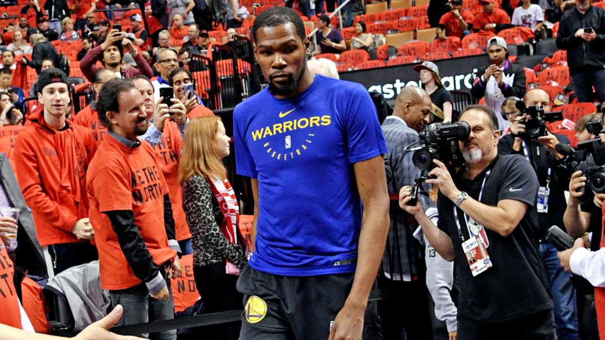 Mặc dù chấn thương, Kevin Durant vẫn kịp phá kỷ lục NBA Finals